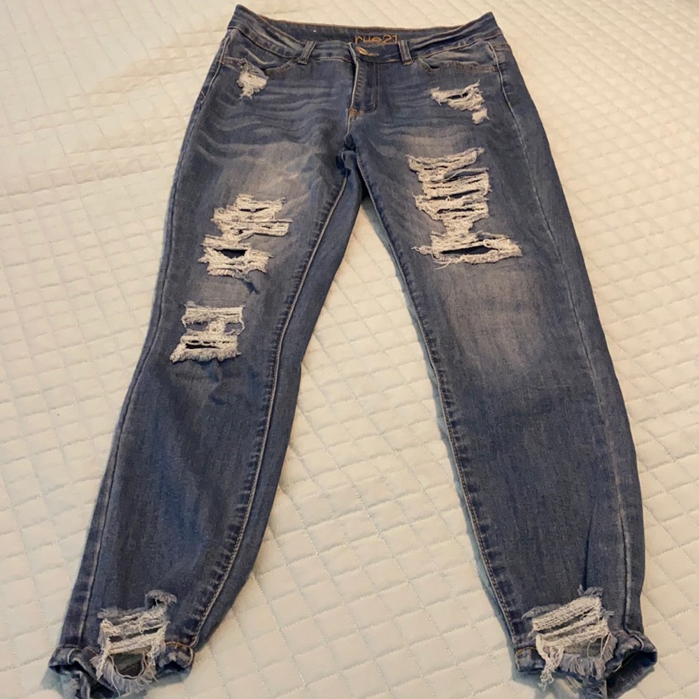 Rue 21 ripped jeggings